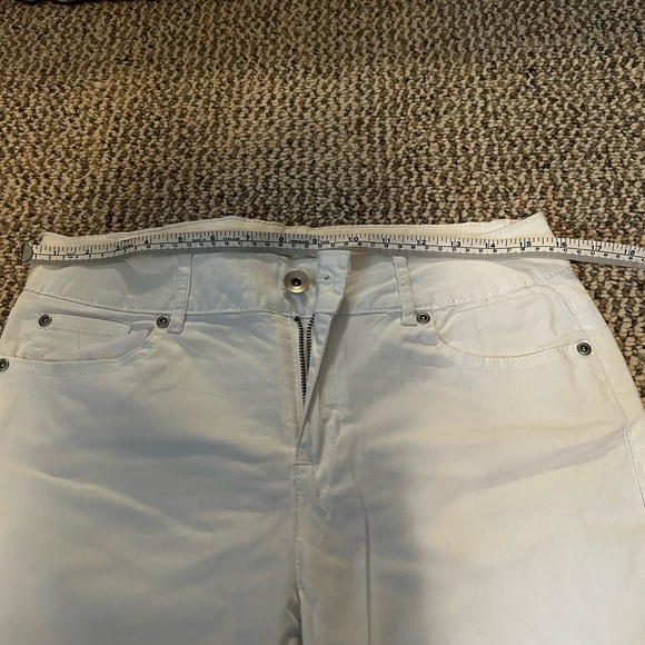 Cleo White Straight Leg Jeans Women's Size 10 - Picture 2 of 9